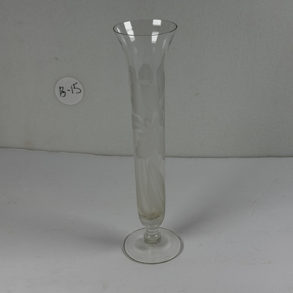 Vintage Etched Floral Glass Bud‎ Vase Tall Pedestal Base B-15